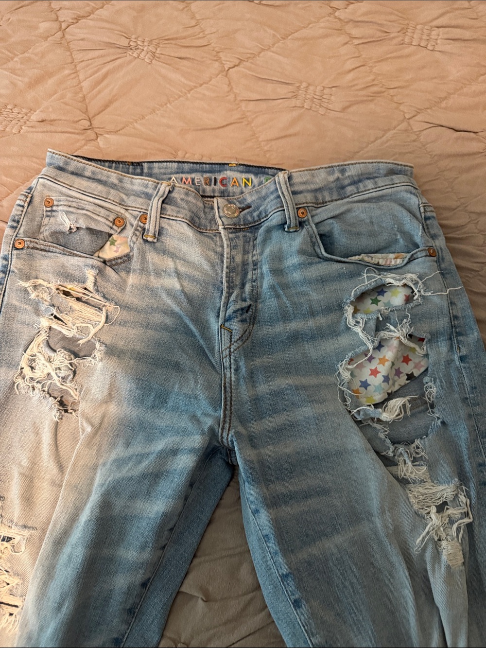 American Eagle Outfitters Light Wash Skinny Jeans with Star Patch